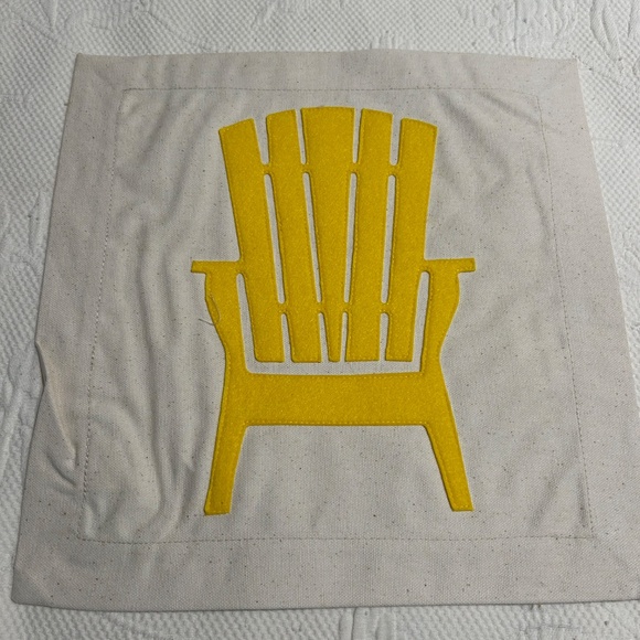 Nora Fleming Pillow Cover Lot of 4 Yellow Beach Chair New - Picture 3 of 5